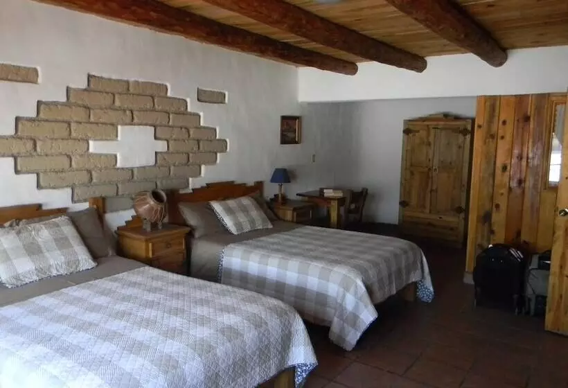 Hotelli La Troje De Adobe