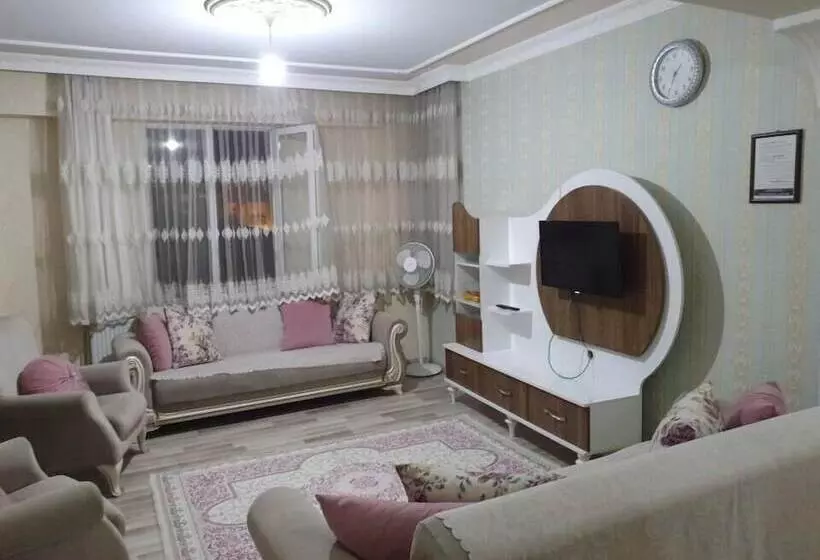 ホテル Lacin Apart