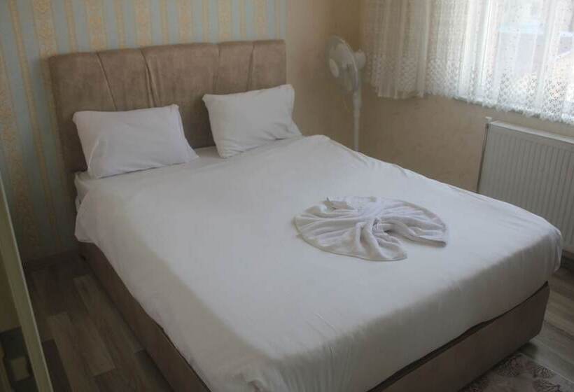 ホテル Lacin Apart