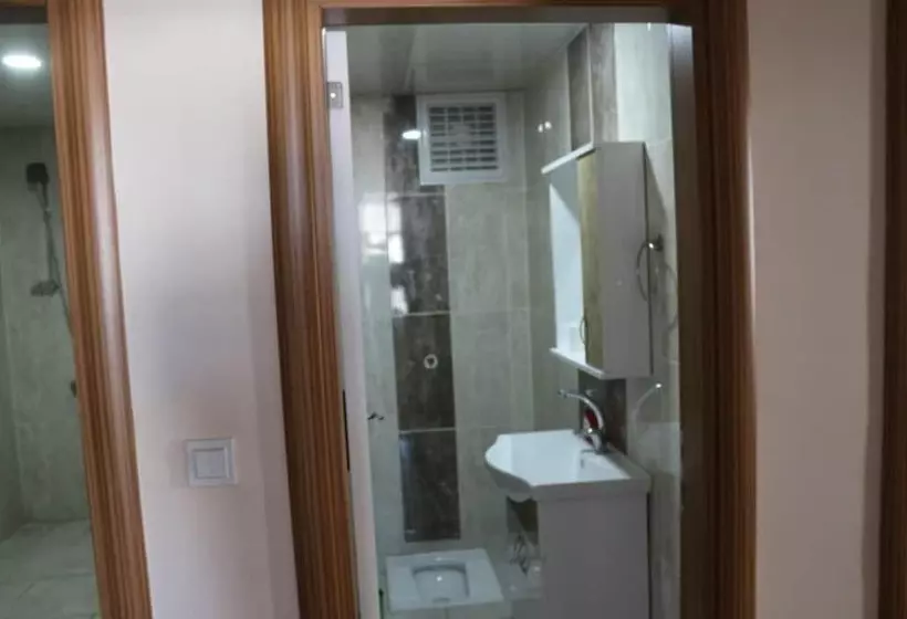 ホテル Lacin Apart