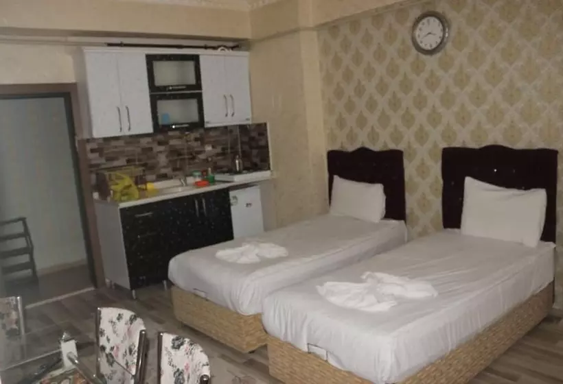 ホテル Lacin Apart