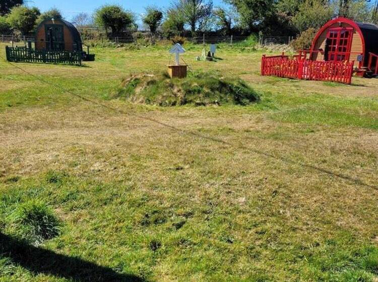 ホテル Lovely Glamping Dream Pod In St Austell, Cornwall