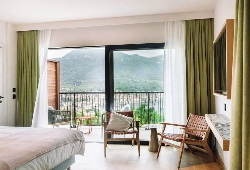 Hotelli A Rosa Gardasee