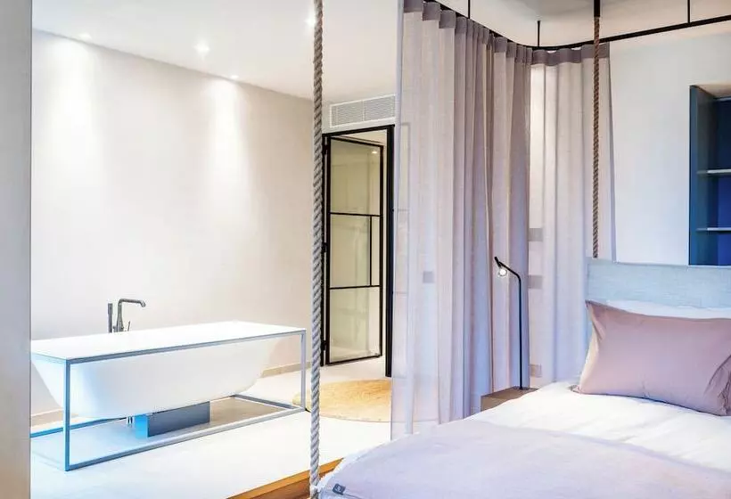 Hotelli A Rosa Gardasee