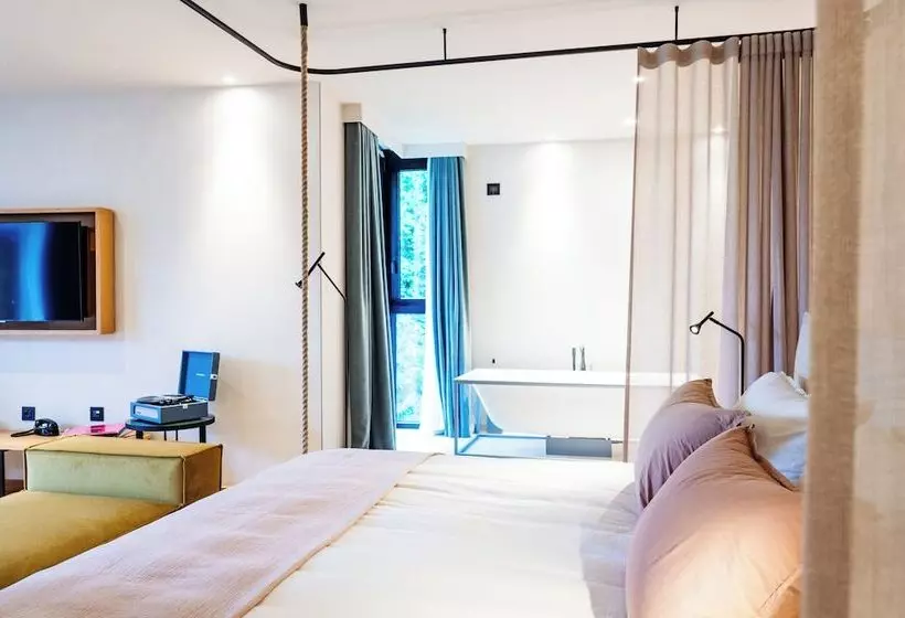 Hotelli A Rosa Gardasee