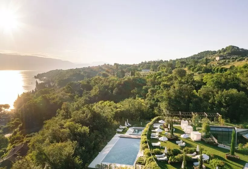 Hotelli A Rosa Gardasee