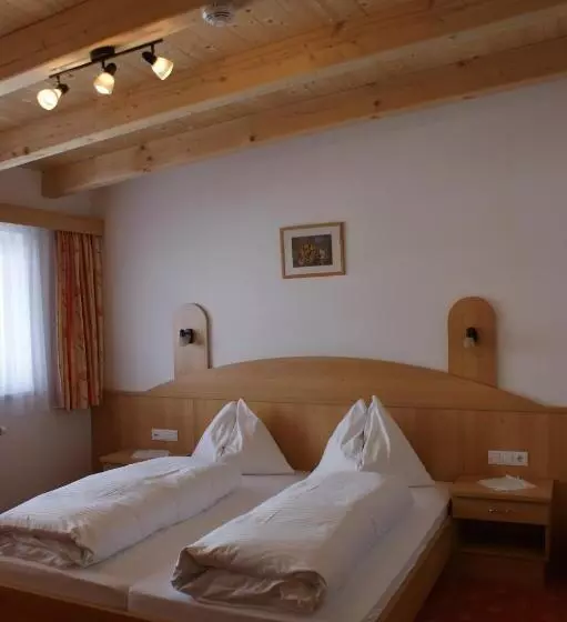 민박 Haus Bergkristall