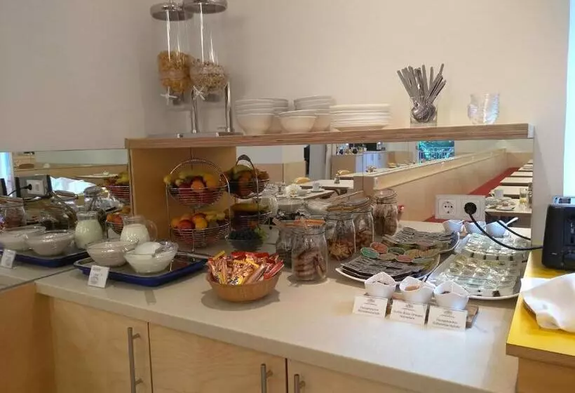 Haus Mobene   Hotel Garni