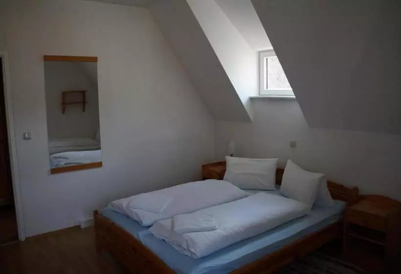 ホテル Alpin Murau