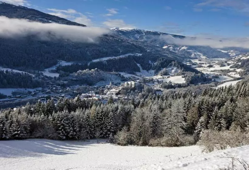 ホテル Alpin Murau