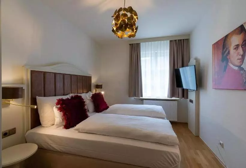 Отель Amedia Plaza Wels, Trademark Collection By Wyndham