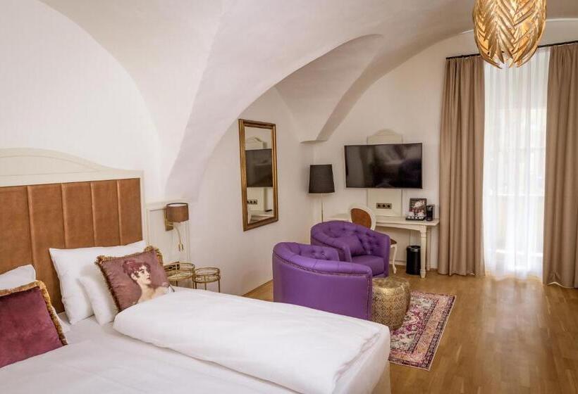 ホテル Amedia Plaza Wels, Trademark Collection By Wyndham