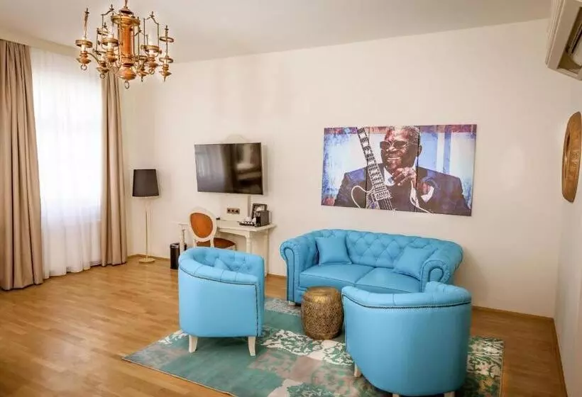 Отель Amedia Plaza Wels, Trademark Collection By Wyndham