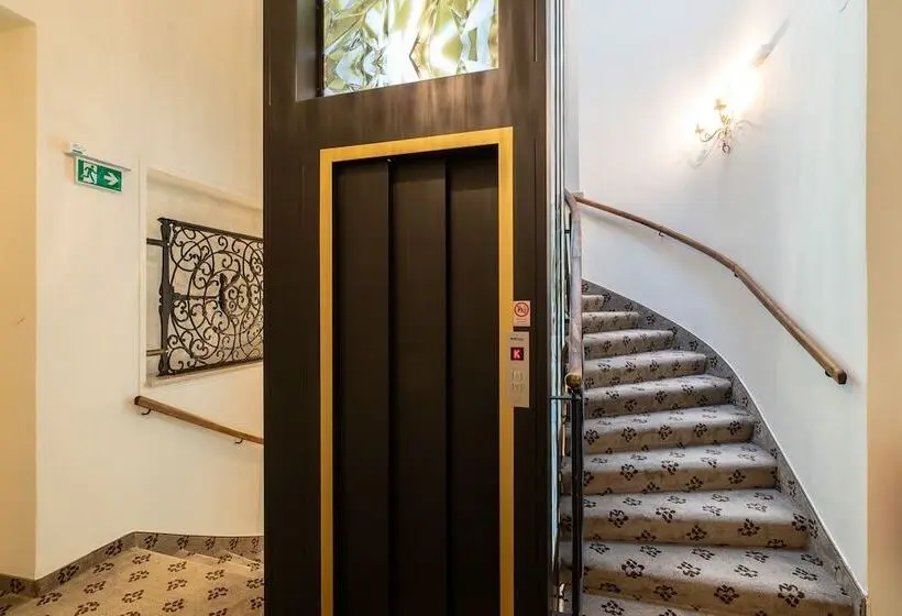 Hotelli DORMERO PaHo Wels