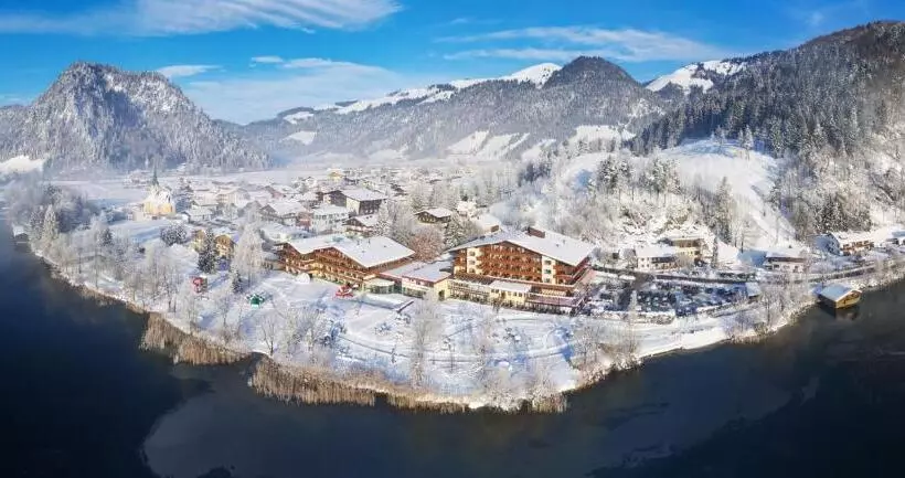 Отель Ferienclub Bellevue Am See