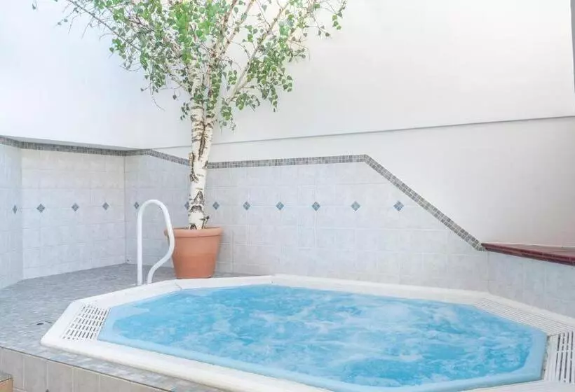 Отель Ferienclub Bellevue Am See