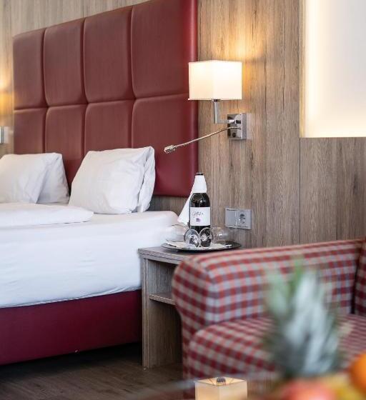 Отель Ferienclub Bellevue Am See