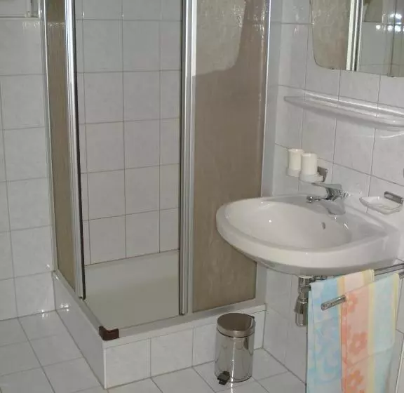 ホテル Haus Venetblick