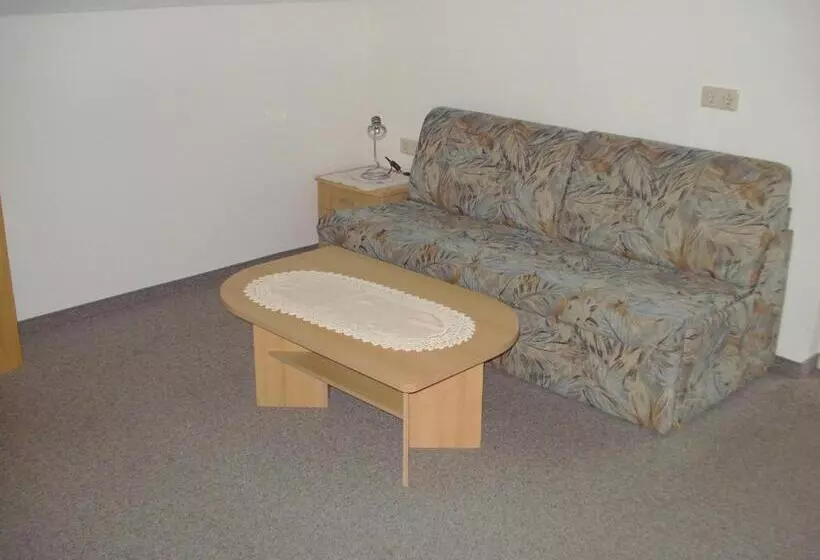 ホテル Haus Venetblick