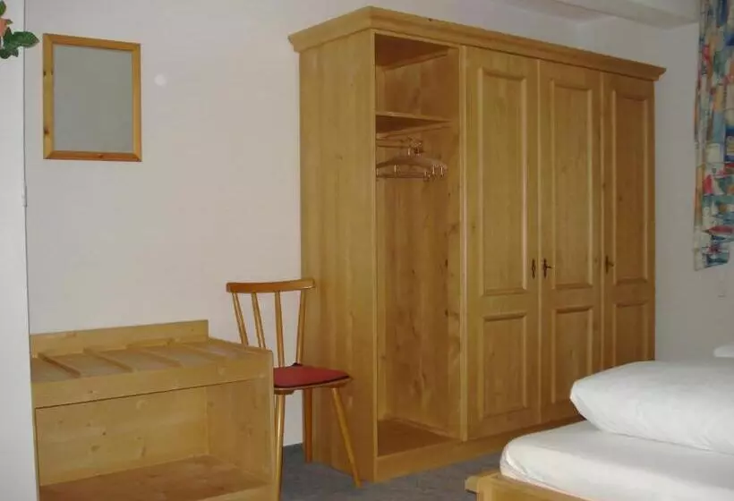 ホテル Haus Venetblick