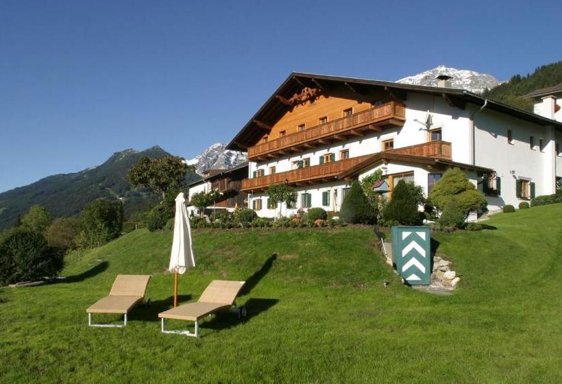 Отель Landgut Thalerhof