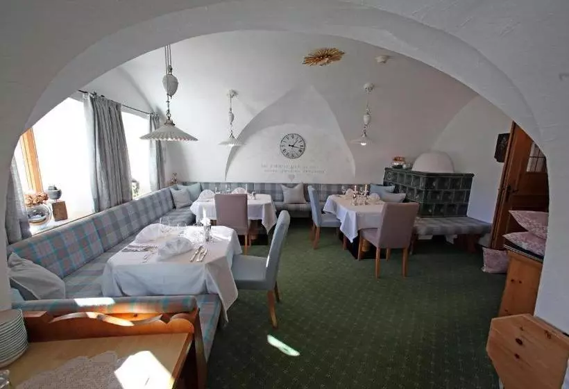 Отель Landgut Thalerhof