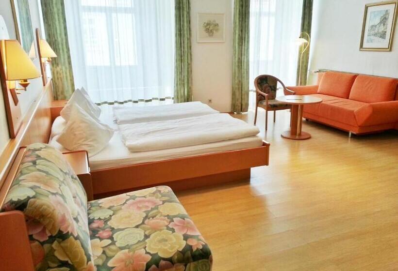 فندق Madar Café Restaurant Zum Fürsten