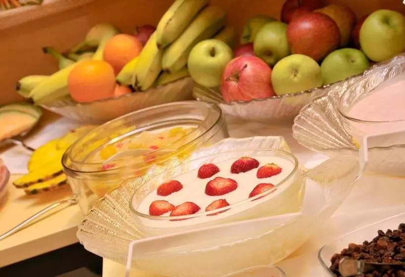 酒店 Pension Martha