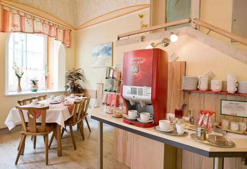 酒店 Pension Martha