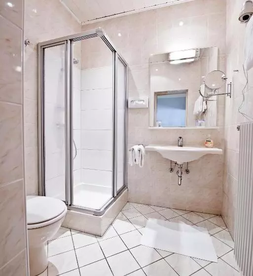 酒店 Pension Martha