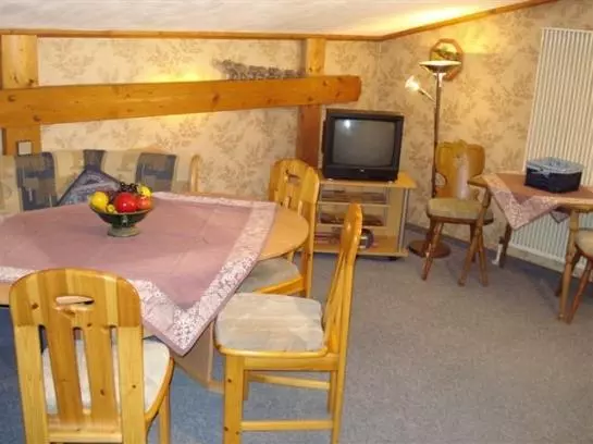 تختخواب و صبحانه Tegelhof Pension