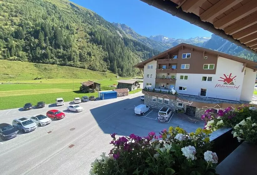 Kinder  & Gletscherhotel Hintertuxerhof