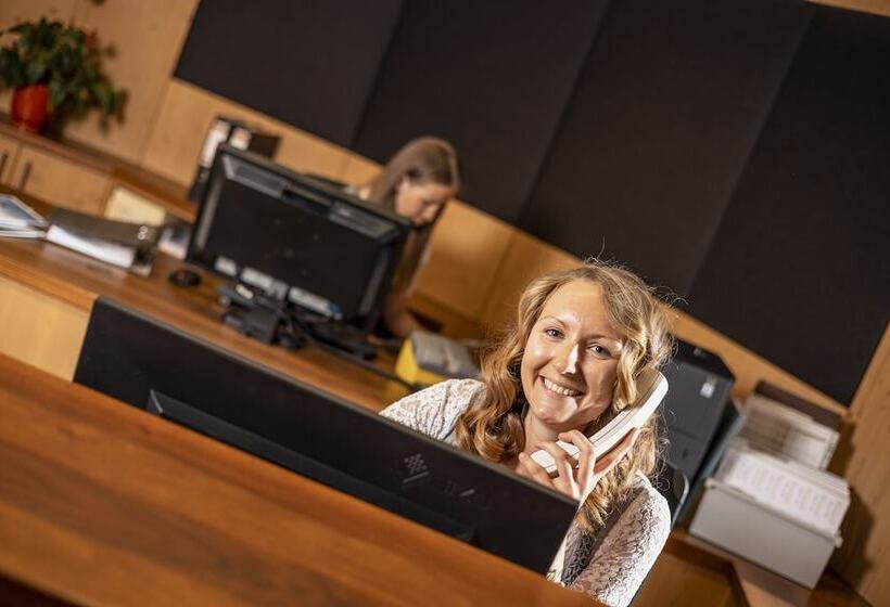 Kinder & Gletscherhotel Hintertuxerhof