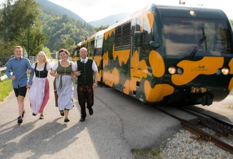 Gasthof Pension Schmirl