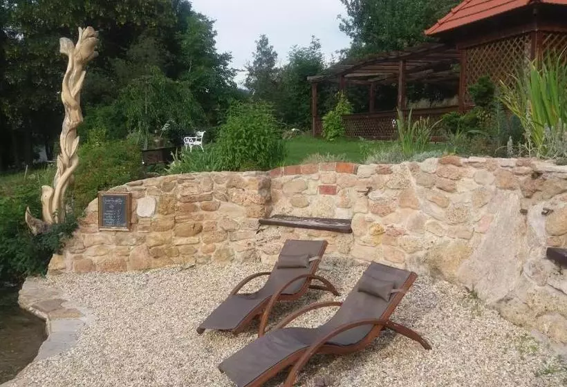 Gasthof Pension Schmirl