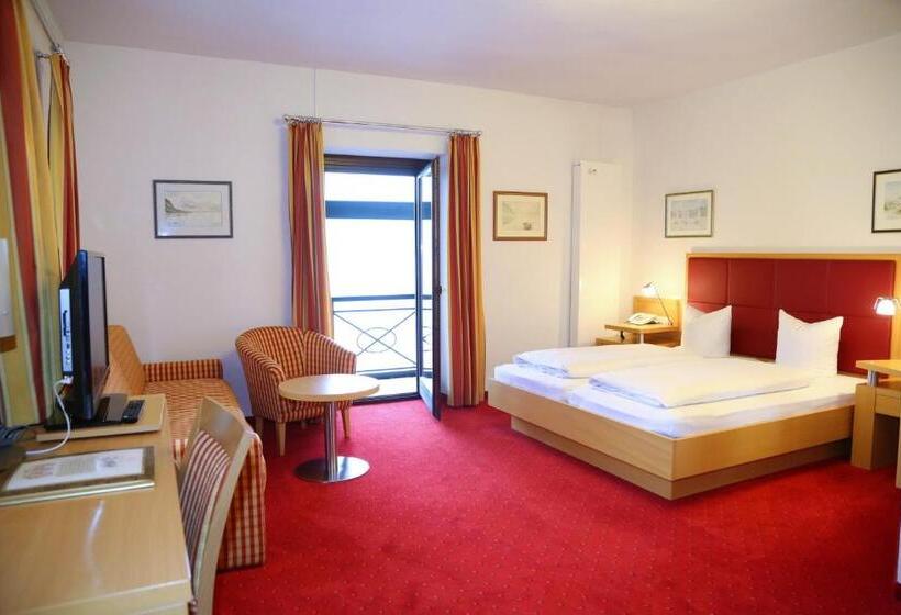 Пансион Seegasthof Hois N Wirt Hotel Mit Wellnessbereich