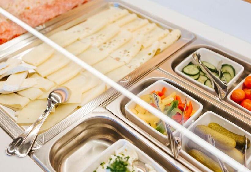 Пансион Seegasthof Hois N Wirt Hotel Mit Wellnessbereich