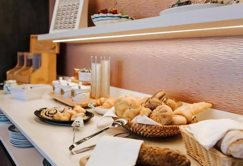 Пансион Seegasthof Hois N Wirt Hotel Mit Wellnessbereich