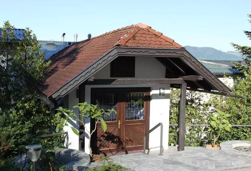 Пансион Seegasthof Hois N Wirt Hotel Mit Wellnessbereich