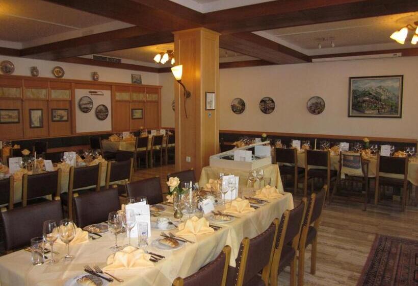 Пансион Seegasthof Hois N Wirt Hotel Mit Wellnessbereich