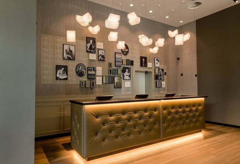 Motel One Manchester St. Peter S Square