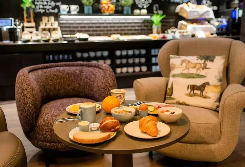 Motel One Manchester St. Peter S Square