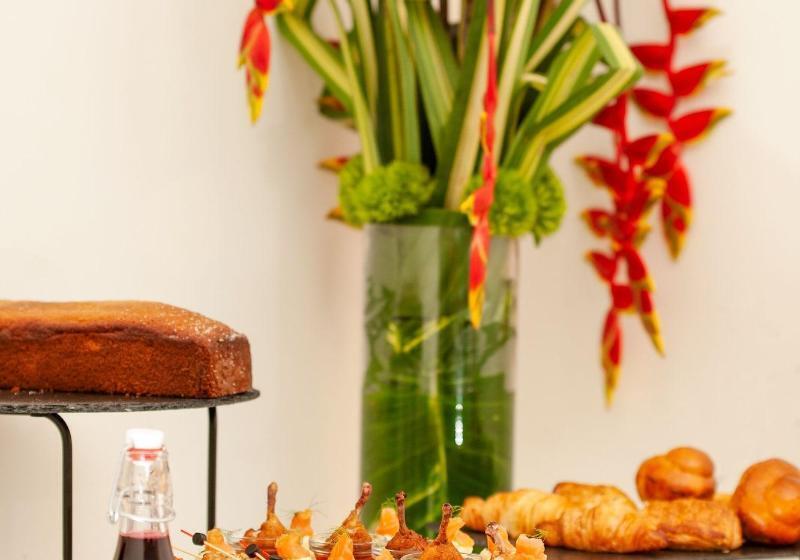 Noom Hotel Abidjan Plateau