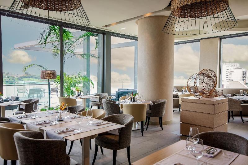 Noom Hotel Abidjan Plateau