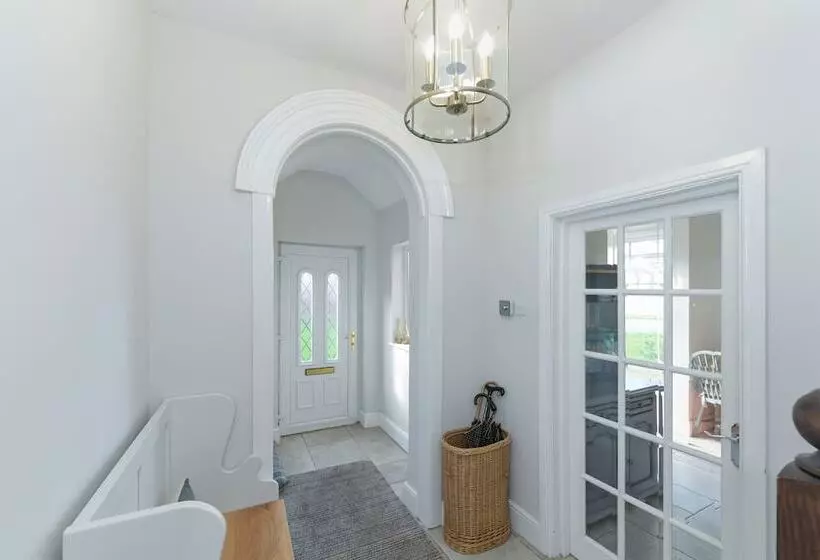 اقامتگاه Borrowfield Lodge