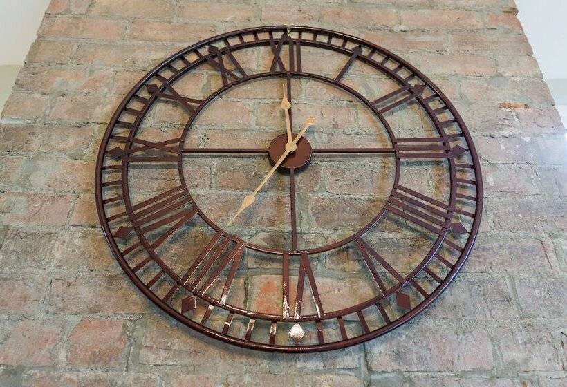 レジデンス Borrowfield Lodge