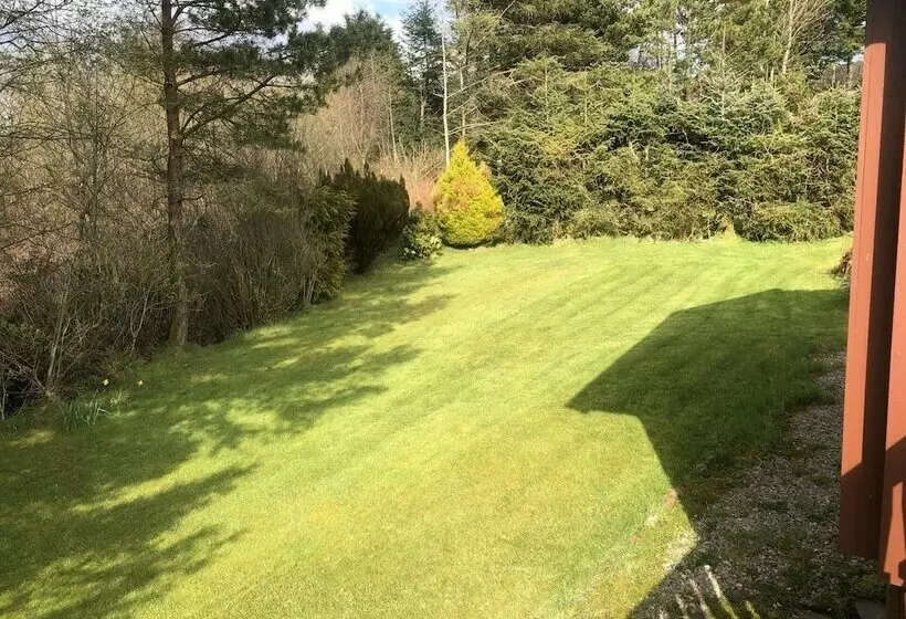 Snowdonia Log Cabin With 2 Beds W/ Private Garden