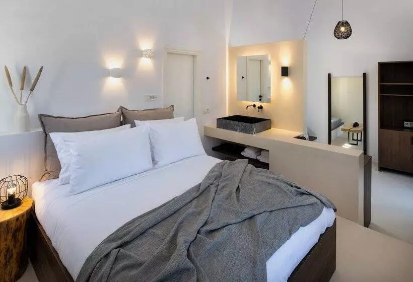 هتل Azanti Suites