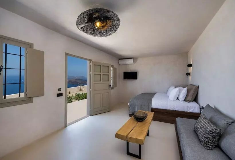 هتل Azanti Suites