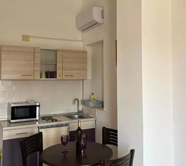 ペンション Linc Rooms & Apartments